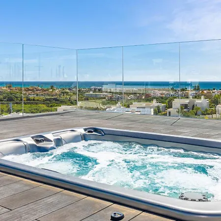 Villa Vacation Marbella I Martinica, Turquoise Heated Pool, Rooftop Hot Tub With Sea View, Cine Room, 5 Min To The Estepona