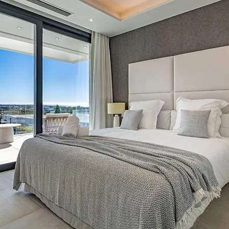 ヴィラ Vacation Marbella I Martinica, Turquoise Heated Pool, Rooftop Hot Tub With Sea View, Cine Room, Night Security, Alarm System, 5 Min To The
