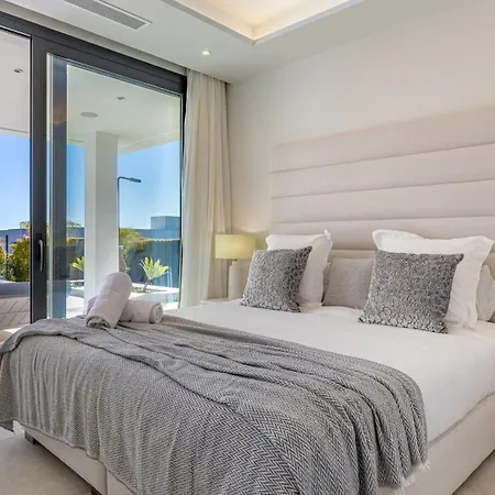 ヴィラ Vacation Marbella I Martinica, Turquoise Heated Pool, Rooftop Hot Tub With Sea View, Cine Room, Night Security, Alarm System, 5 Min To The *