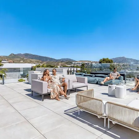 ヴィラ Vacation Marbella I Martinica, Turquoise Heated Pool, Rooftop Hot Tub With Sea View, Cine Room, Night Security, Alarm System, 5 Min To The エステポナ