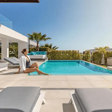 Vacation Marbella I Martinica, Turquoise Heated Pool, Rooftop Hot Tub With Sea View, Cine Room, Night Security, Alarm System, 5 Min To The ヴィラ *